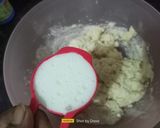 A picture of step 6 of Eggless Carrot Cake.