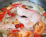 Gambar langkah 3 resipi 👩🍳Sup Ikan Merah Kurma Merah.