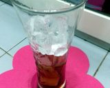 A picture of step 2 of Honey Milk Tea.