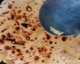 A picture of step 3 of Patta gobhi ka parantha.