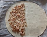 Foto del paso 5 de la receta: Masa de hojaldre sin gluten con pollo queso y mermelada