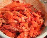 A picture of step 7 of Tomato Curry with Prawns and Coconut.