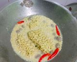 Foto langkah ke 2 dari resep Mie Kuah Pedas.