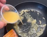 Foto del paso 3 de la receta: Guiso de merluza en amarillo