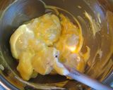 A picture of step 8 of Peach Bavarois Charlotte Cake.
