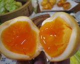 A picture of step 6 of Boiled Eggs with Salt-flavored Yolks.