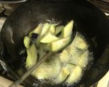 A picture of step 2 of Miso Flavored Pork Belly, Eggplant, and Green Bell Pepper Stir-Fry.