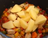 Foto del paso 4 de la receta Estofado de cerdo al ron con verduras + receta aprovechamiento