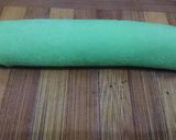 Foto langkah ke 5 dari resep Pandan Roll Coklat Keju .