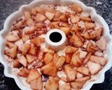 A picture of step 4 of Apple Cake.