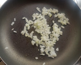 Foto del paso 3 de la receta: Calabacitas rellenas de quinoa y pollo