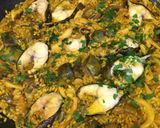 Foto del paso 8 de la receta: Arroz alicantino con morena, calamares y verduritas