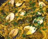 Foto del paso 8 de la receta: Arroz alicantino con morena, calamares y verduritas