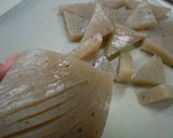 A picture of step 1 of Sweet and Salty Simmered Konnayku and Atsuage Fried Tofu.