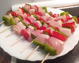 Foto del paso 1 de la receta: Brochetas de pollo
