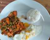 Foto del paso 5 de la receta: Plato combinado de arroz con pisto y huevos