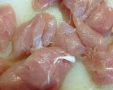 A picture of step 2 of Simple & Light Chicken Tender Nanban.