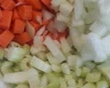 A picture of step 2 of Vegetable Noodle Soup.