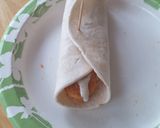 A picture of step 3 of Cheesy ranch nugget wraps.