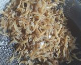 Foto langkah ke 2 dari resep Tumis Buncis Teri Pedas.