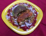 A picture of step 9 of Tri colour aloo tikki with white matar.