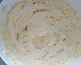 Foto langkah ke 2 dari resep Vanilla raisin cake.