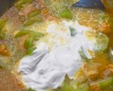 Foto langkah ke 3 dari resep Sayur Oyong Udang Kuah Kuning.