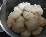A picture of step 4 of Dahi Baday.