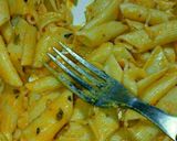 Foto del paso 1 de la receta: Fideos con salsa rosa