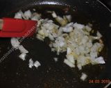A picture of step 4 of Turmeric Rice with Chicken کته زردچوبه با مرغ.