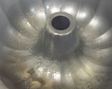 A picture of step 4 of Chocoflan flan cake.