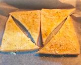 Foto langkah ke 2 dari resep Garlic Bread.