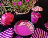 A picture of step 3 of Dragon fruit Smoothie.