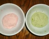 A picture of step 2 of Flower Viewing Mochi Dumplings.