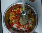 A picture of step 3 of Corn flakes chaat.