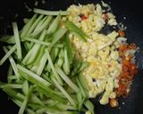 Foto langkah ke 5 dari resep Tumis Labu Siam orak arik telur DEBM.