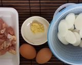 A picture of step 1 of Mom's Restaurant Korean Tteok.