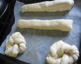 A picture of step 10 of Easy Cheese and Black Pepper Folded Bread.