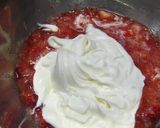 A picture of step 3 of Strawberry Yogurt Ice Cream.