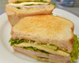 รูปขั้นตอนการทำที่ 7 ของ Breakfast Sandwich & Avocado Salad