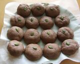 A picture of step 8 of Chocolate Manju with Kabocha Filling.