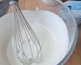 Une image de l'étape 1 de Verrines fraises et fromage blanc.