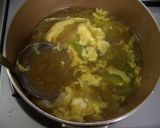 A picture of step 3 of Chinese Soup with Lettuce and Egg in 5 Minutes.