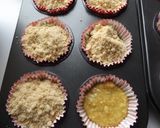 Foto del paso 4 de la receta Muffins con arándanos a la naranja y cobertura crujiente