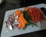 A picture of step 1 of Stir fry spaghetti.