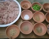 A picture of step 1 of Special spicy chapali kabab.