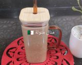 صورة لخطوة 2 من وصفة عصير الموز بذوق الشوكولا 🍌🍌🍫🍫🍹🍹