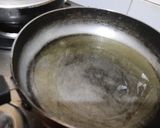 A picture of step 2 of Fennel seeds peri peri stir fry potato.