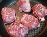 Foto del paso 1 de la receta: Carrilleras en salsa en olla rápida