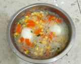 Foto langkah ke 3 dari resep Sup Bihun Jagung.